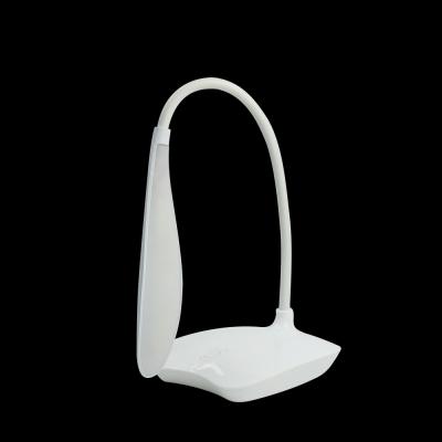 Produção de moldes de injeção para pequenas lâmpadas de mesa