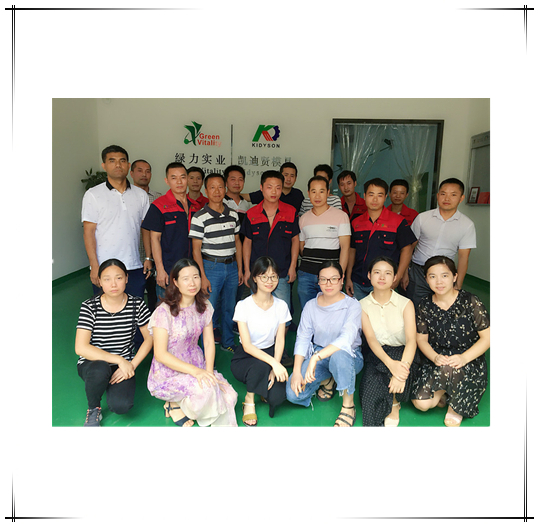 Equipe GV Mold - Unir-se e lutar pelo mesmo objetivo é uma equipe!